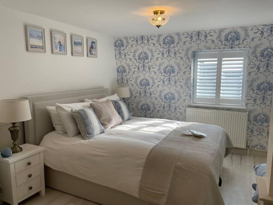 Once Upon A Tide Apartment Herne Bay Bagian luar foto
