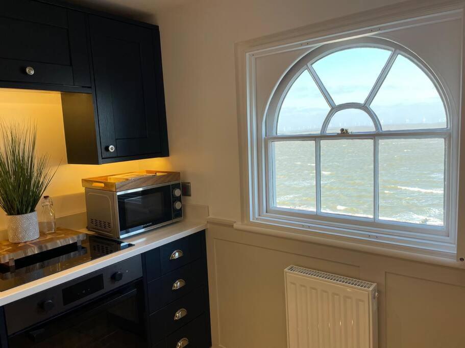 Once Upon A Tide Apartment Herne Bay Bagian luar foto
