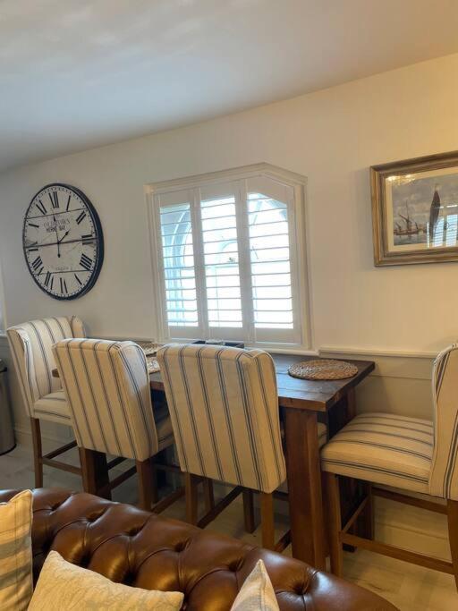 Once Upon A Tide Apartment Herne Bay Bagian luar foto