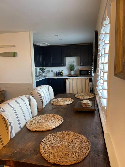 Once Upon A Tide Apartment Herne Bay Bagian luar foto