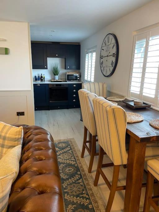 Once Upon A Tide Apartment Herne Bay Bagian luar foto