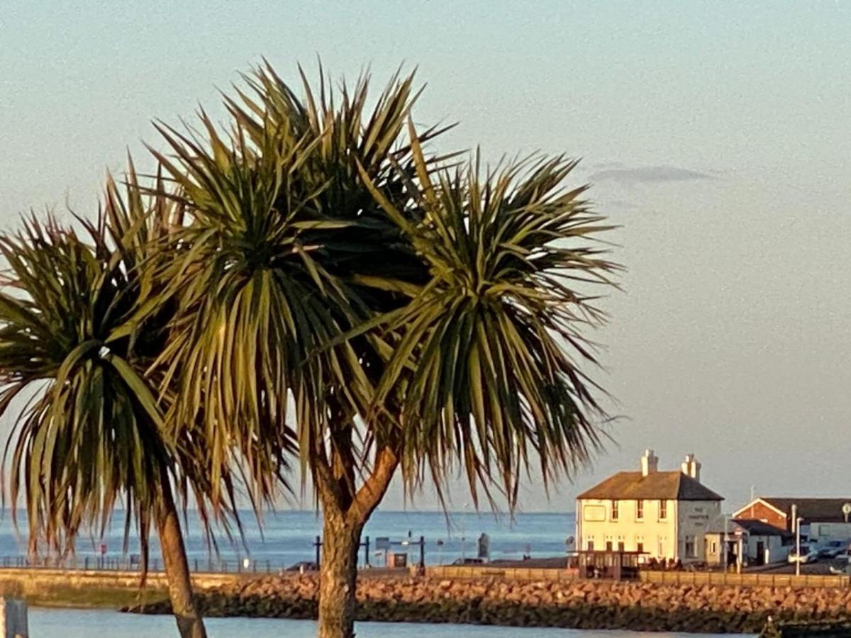 Once Upon A Tide Apartment Herne Bay Bagian luar foto